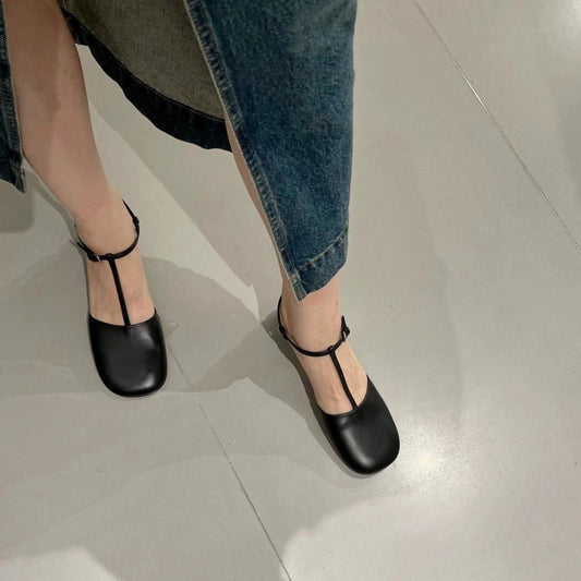 T-strap sandals