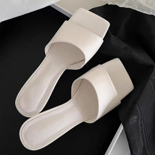 Edge curve sandals