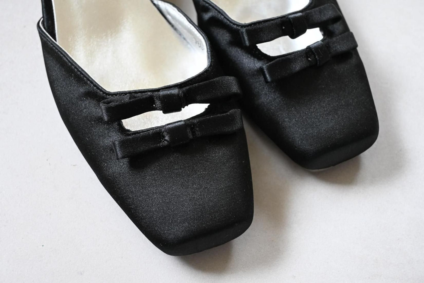 即納【40%OFF】Bow ankle strap shoes / Black 24.5cm