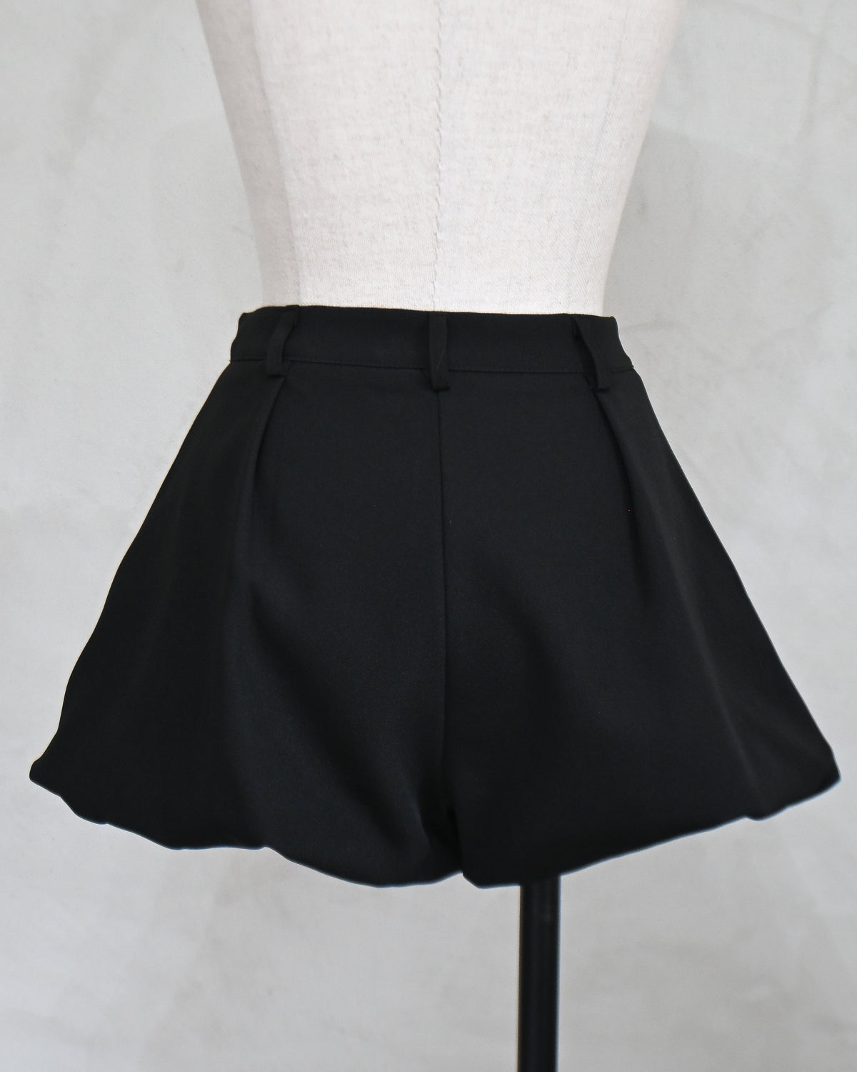 Balloon Hem Short Pants