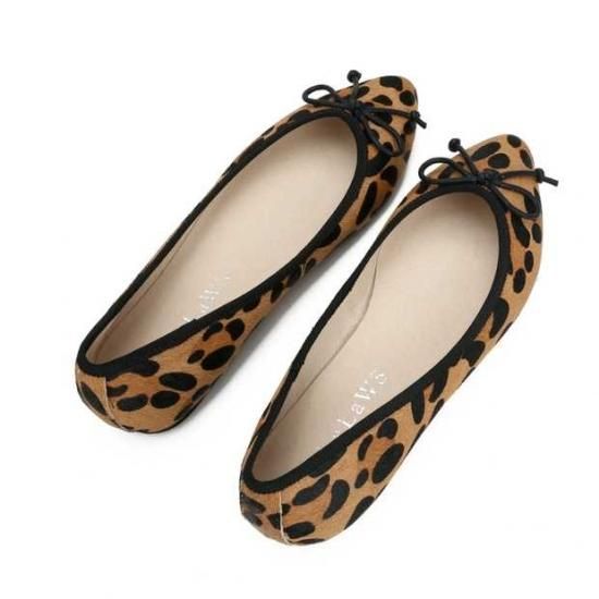 Leopard flat shoes