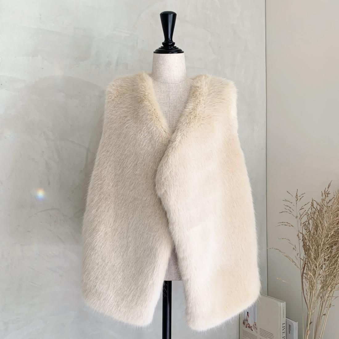 Eco fur vest