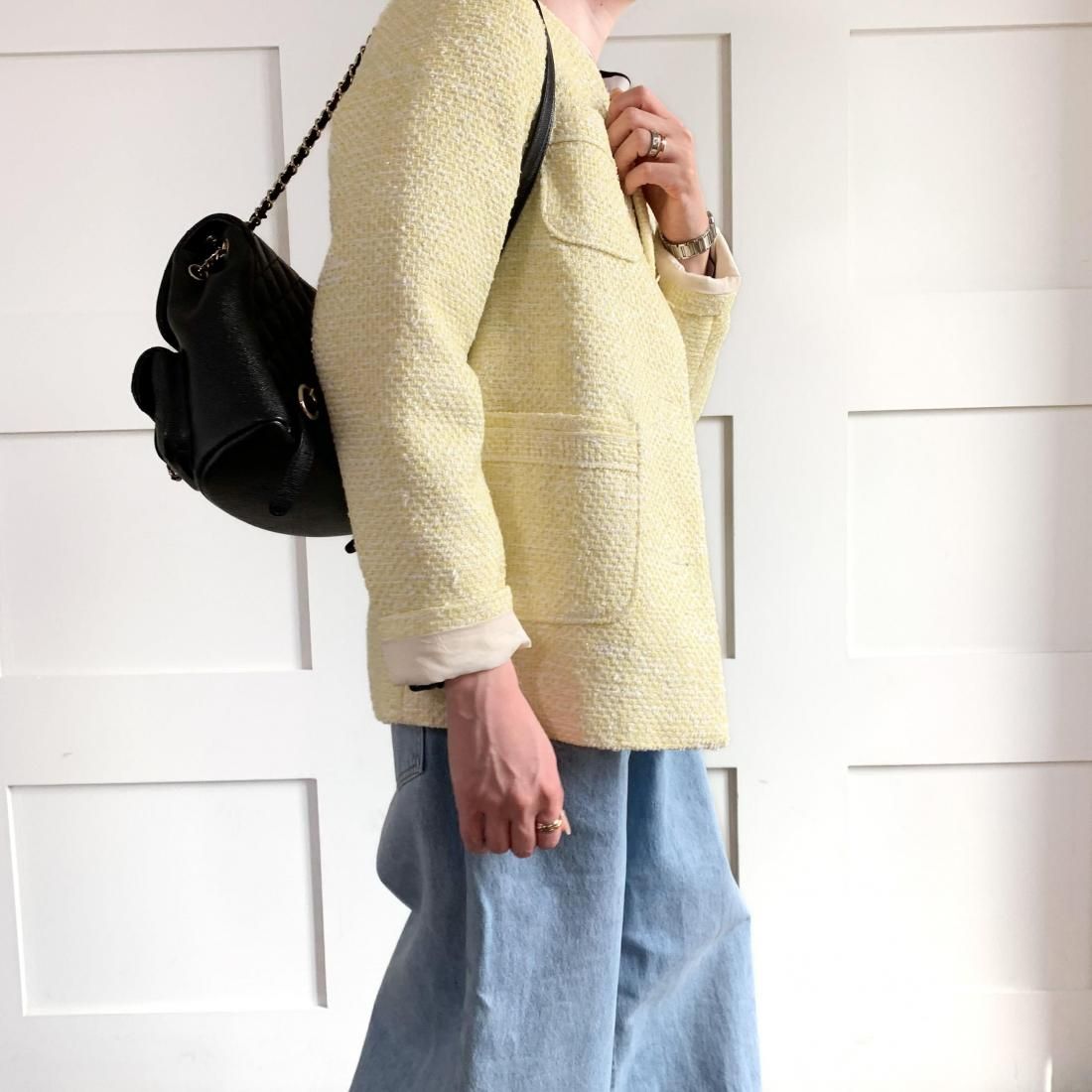 Round collar tweed jacket