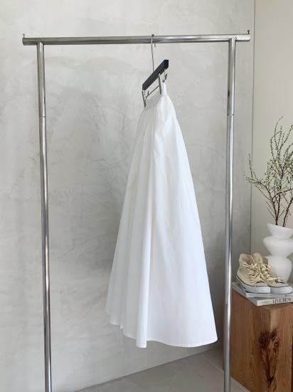中のチュールが自然に広がるフレア