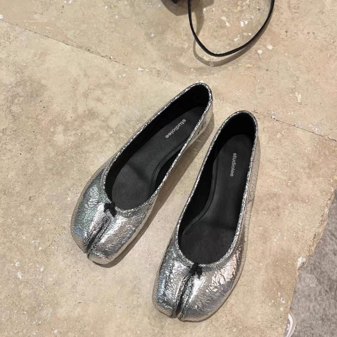 Basic tabi shoes