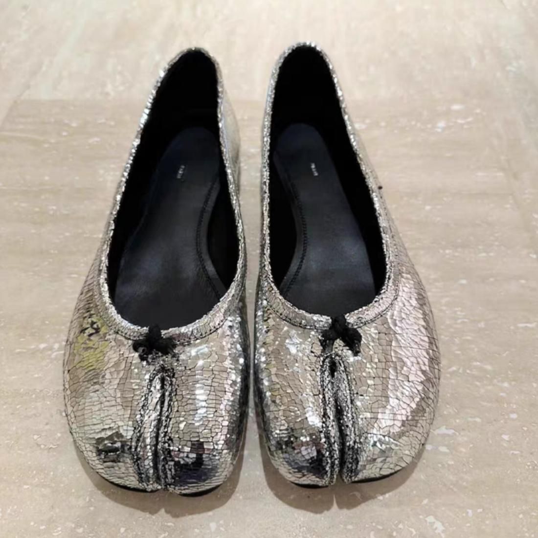 Basic tabi shoes