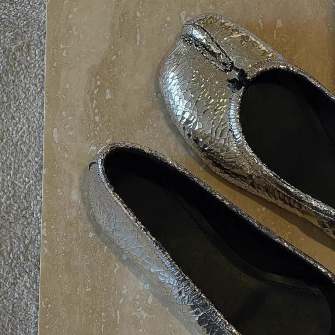 Basic tabi shoes