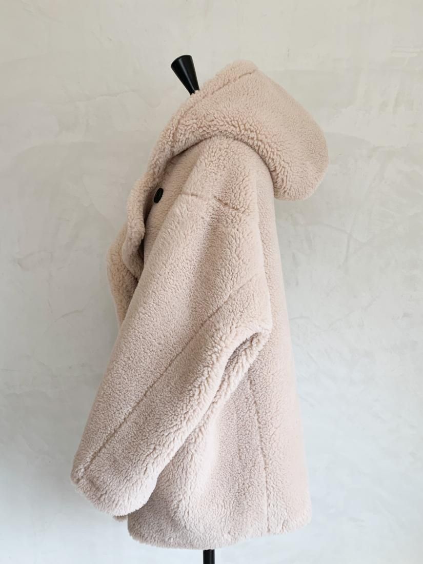 Boa short hoodie coat
