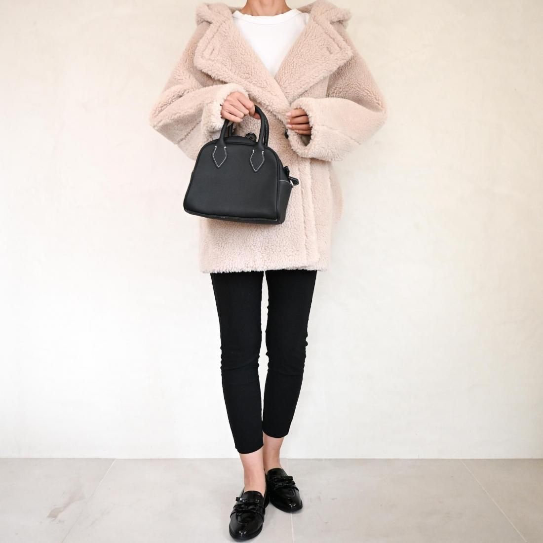 Boa short hoodie coat