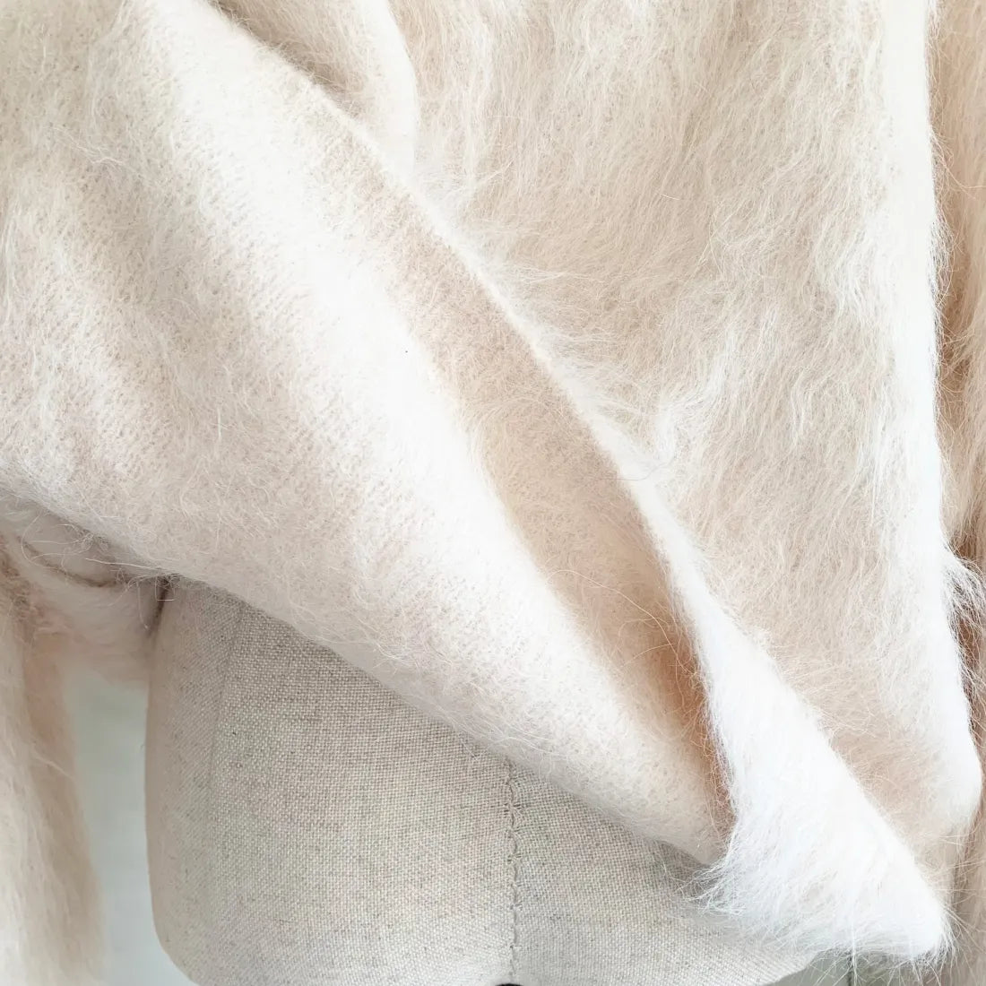 Alpaca shaggy knit