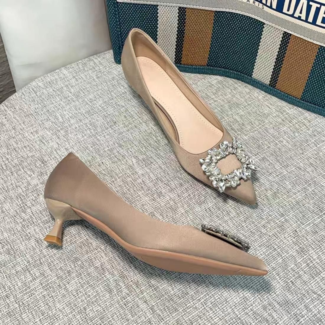 Bijoux satin heels