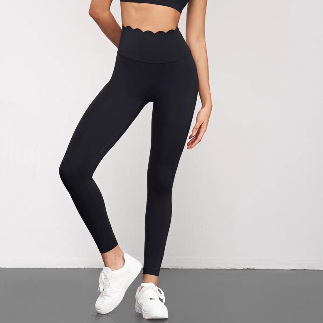 Scallop leggings