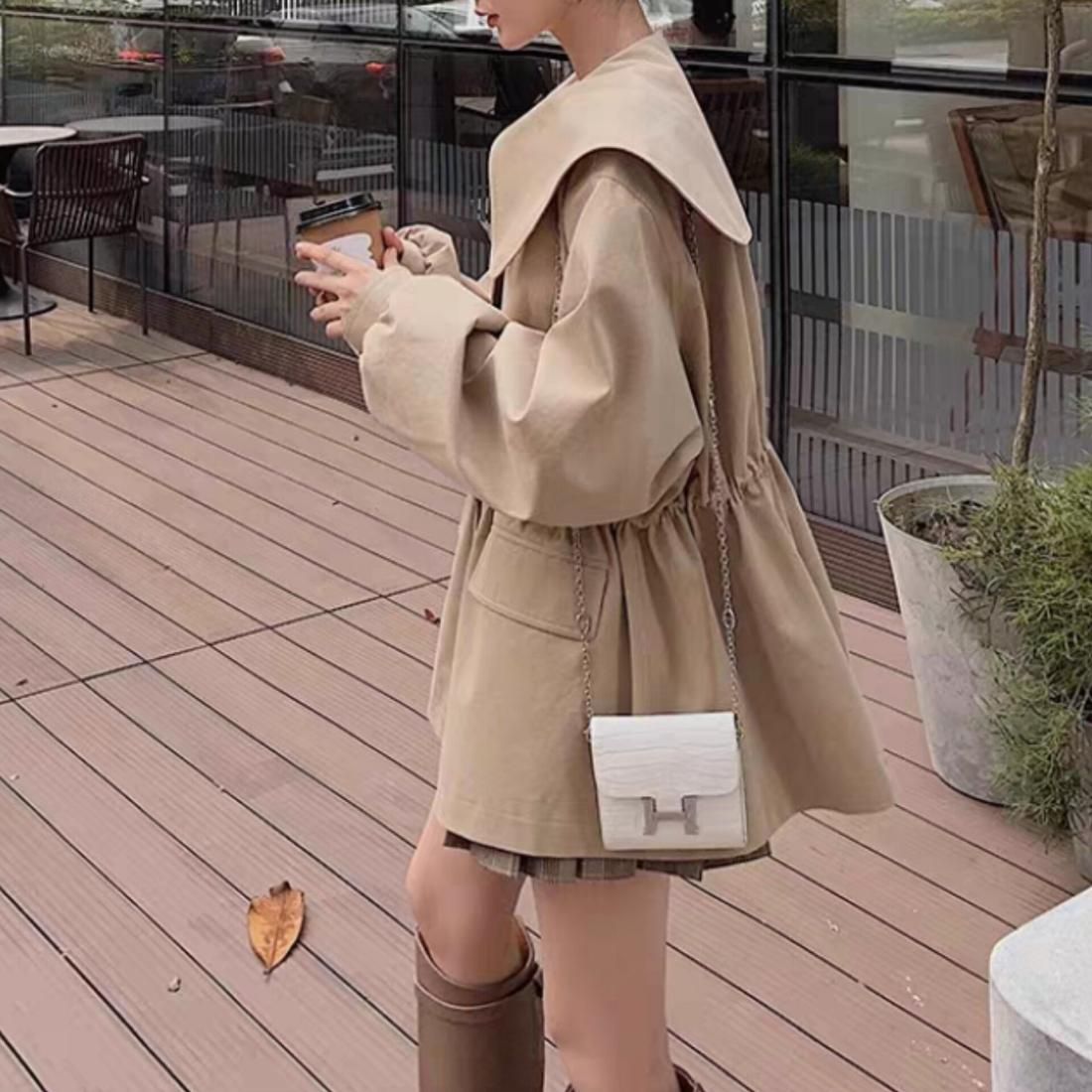 Big collar trench