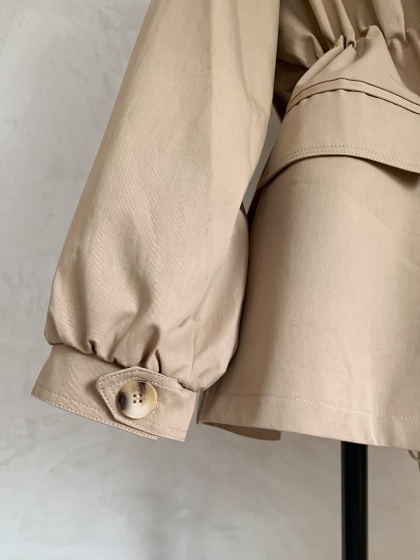 Big collar trench
