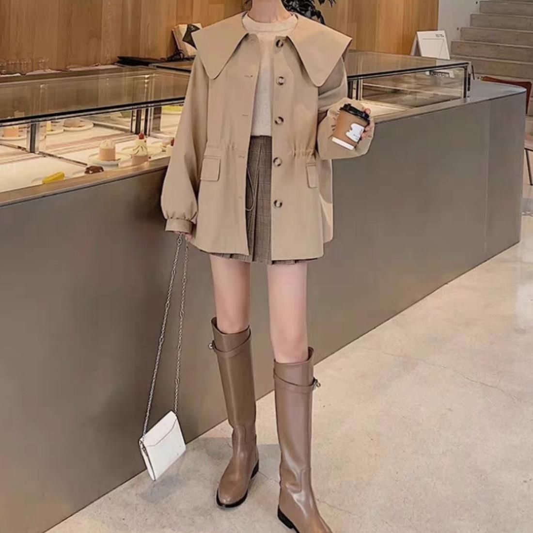 Big collar trench