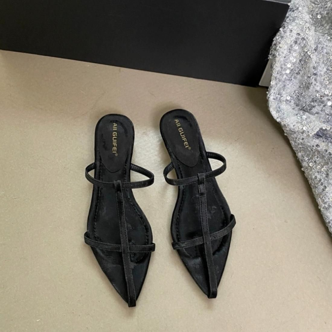 Gisele sandals