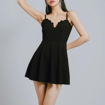Scallop one-piece
