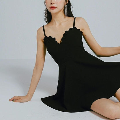 Scallop one-piece