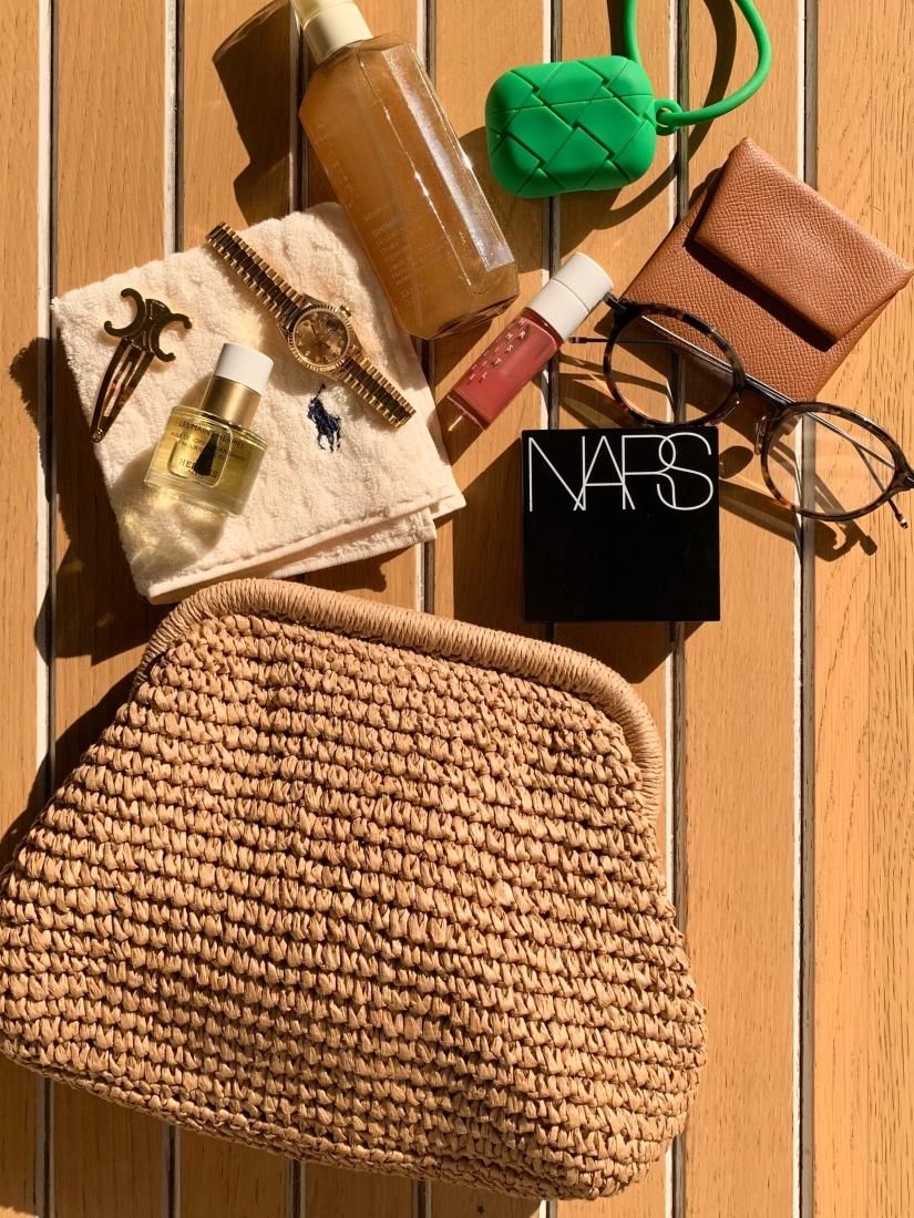 Straw clutch bag