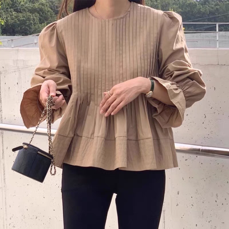 Pleats shirts