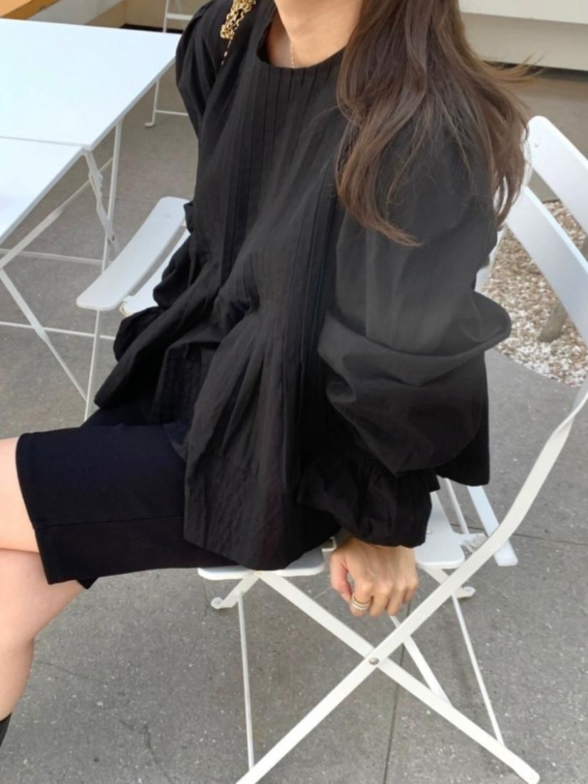 Pleats shirts
