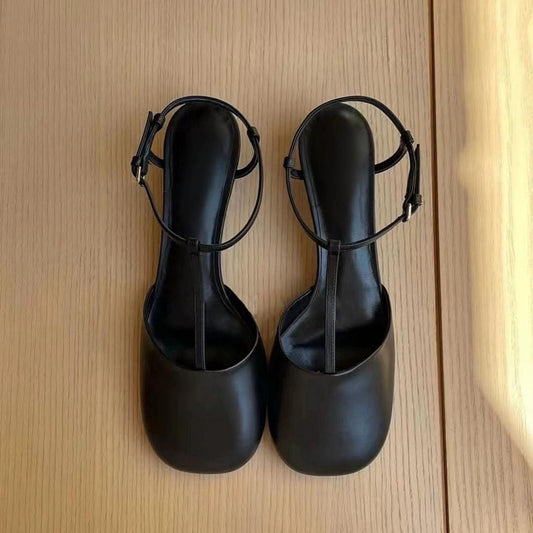 T-strap sandals