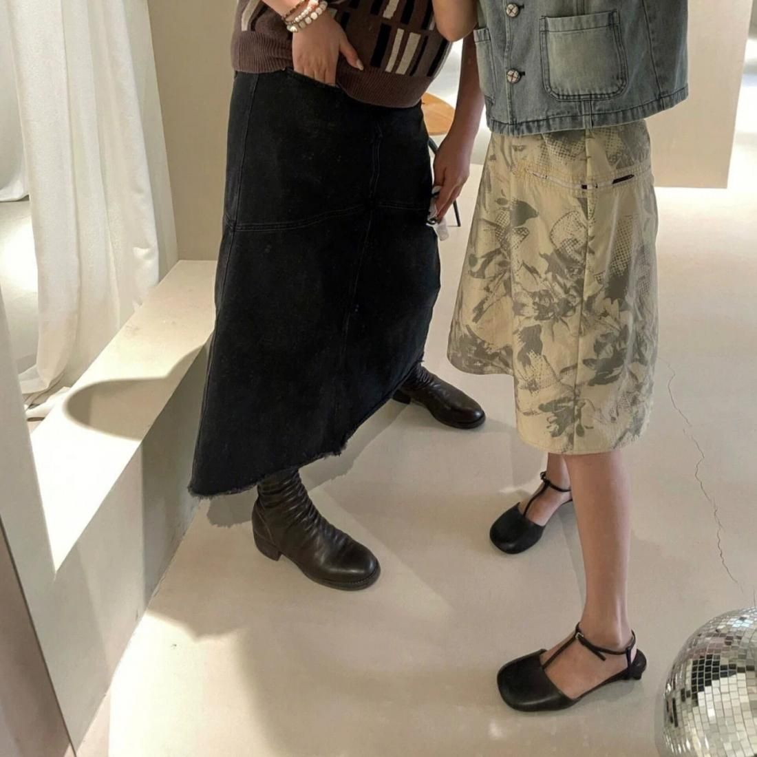 T-strap sandals