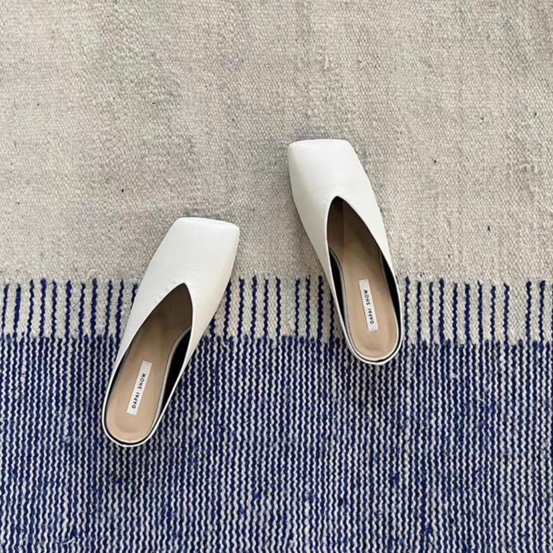 Slash slippers