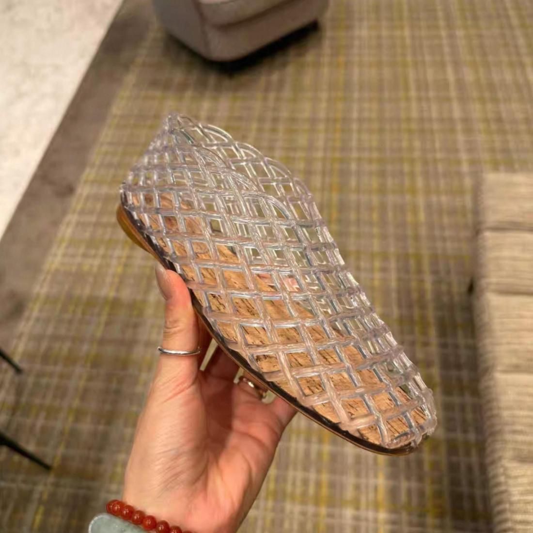 Net shoes