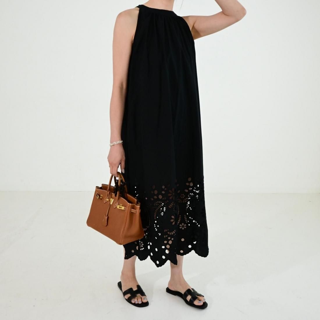 Halter neck lace op