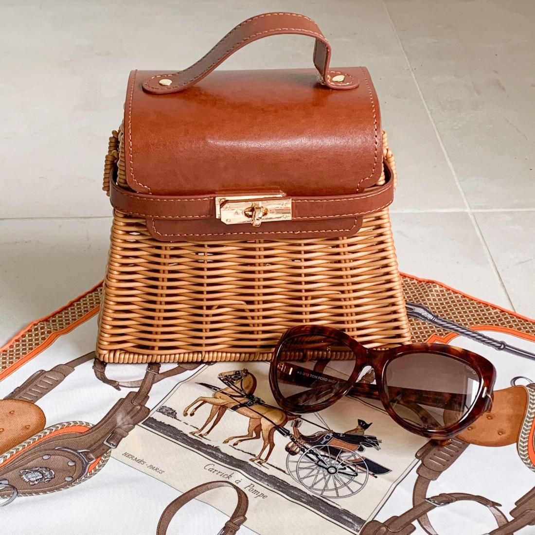Classic basket bag