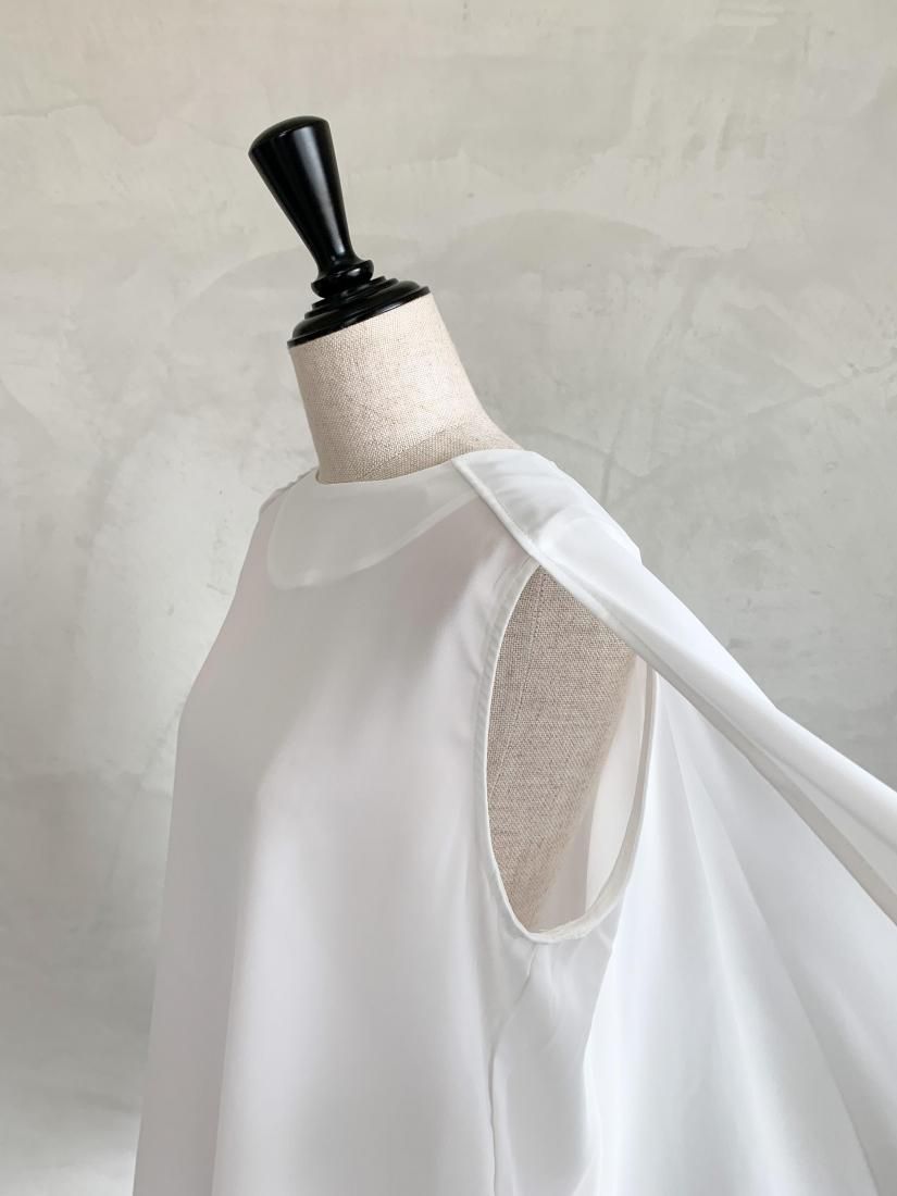 SHOULDER