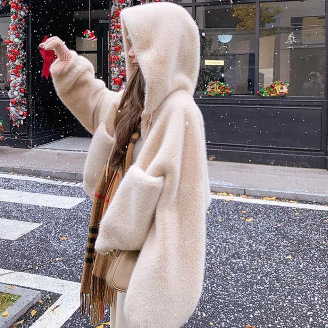 Hoodie fur short coat