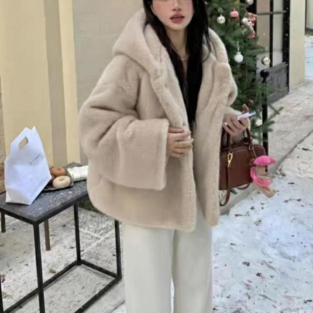 Elegant Hooded Fur Coat