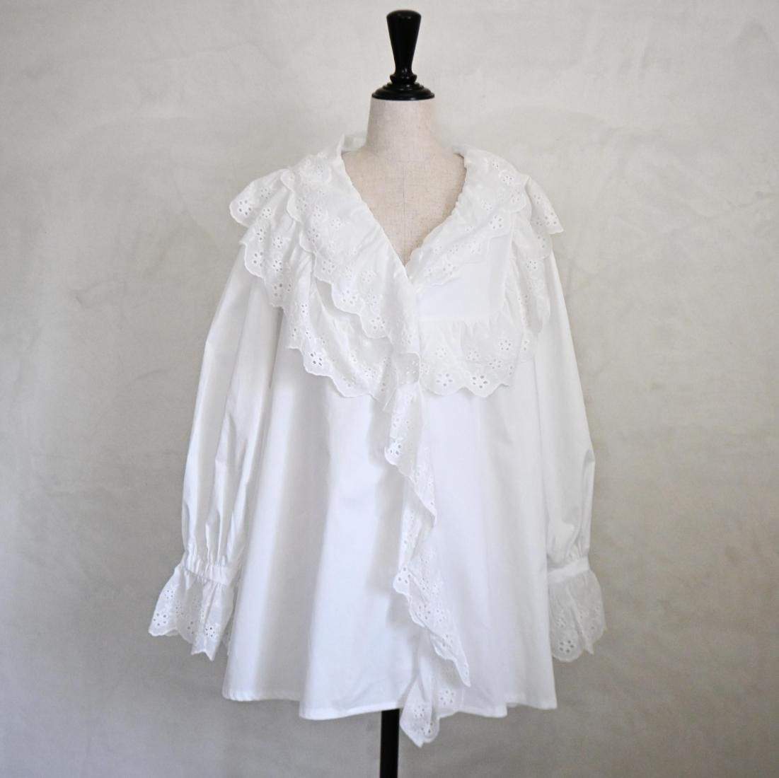 即納☆Lace Frill Blouse