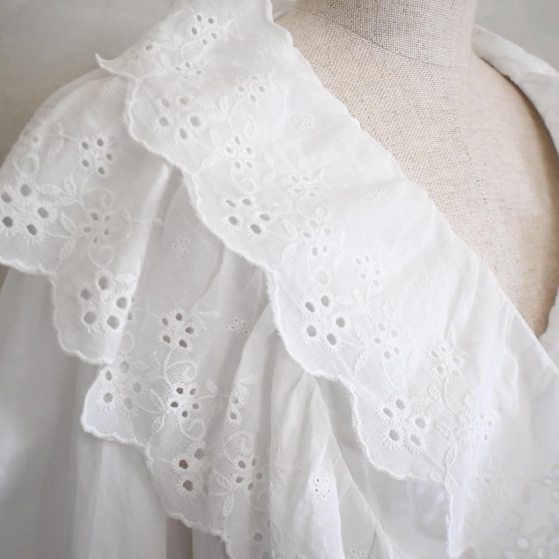 即納☆Lace Frill Blouse