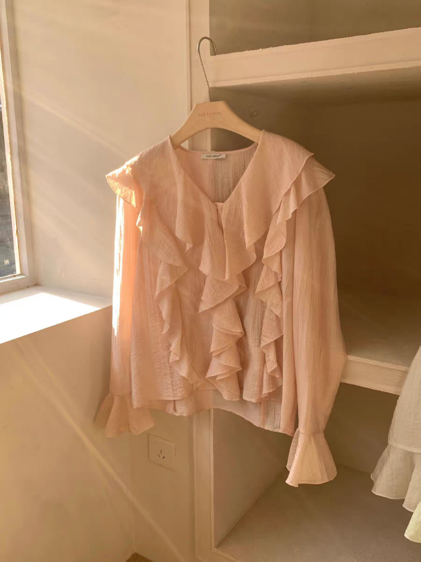 Airy frill chiffon blouse