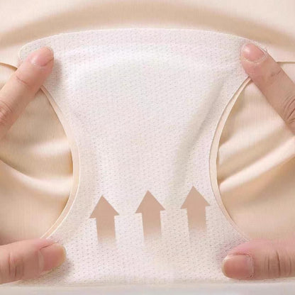Seamless training shorts