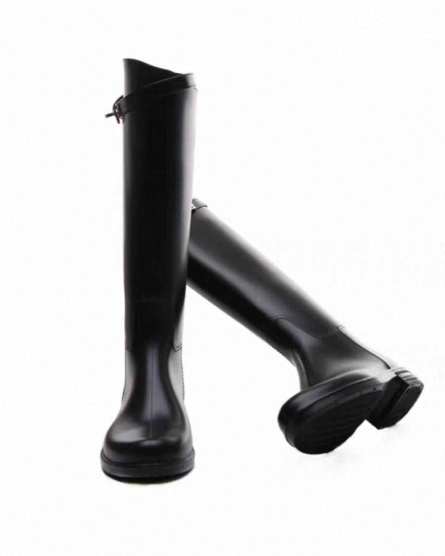 Belt rain boots