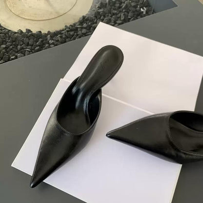 Urban Pointed Mule