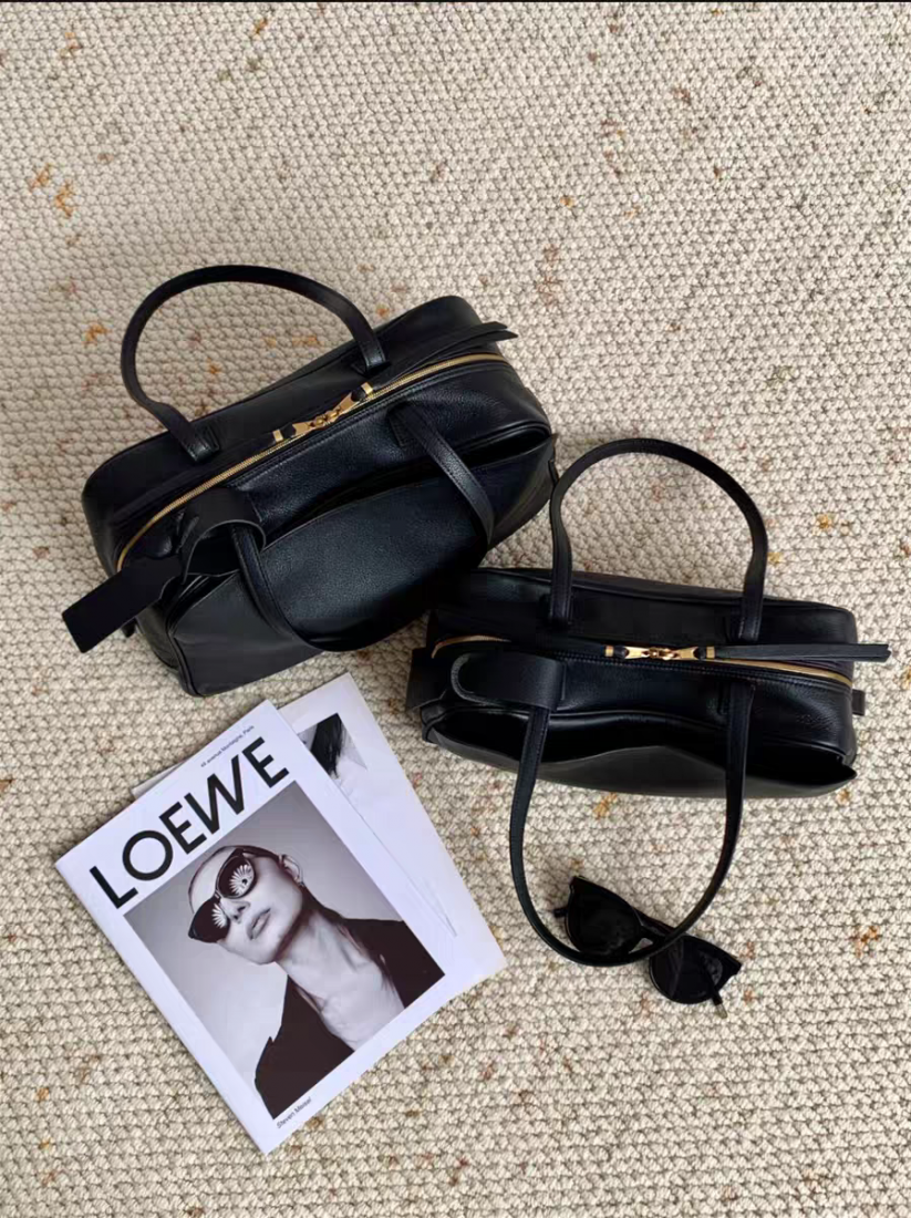 Light Boston Bag
