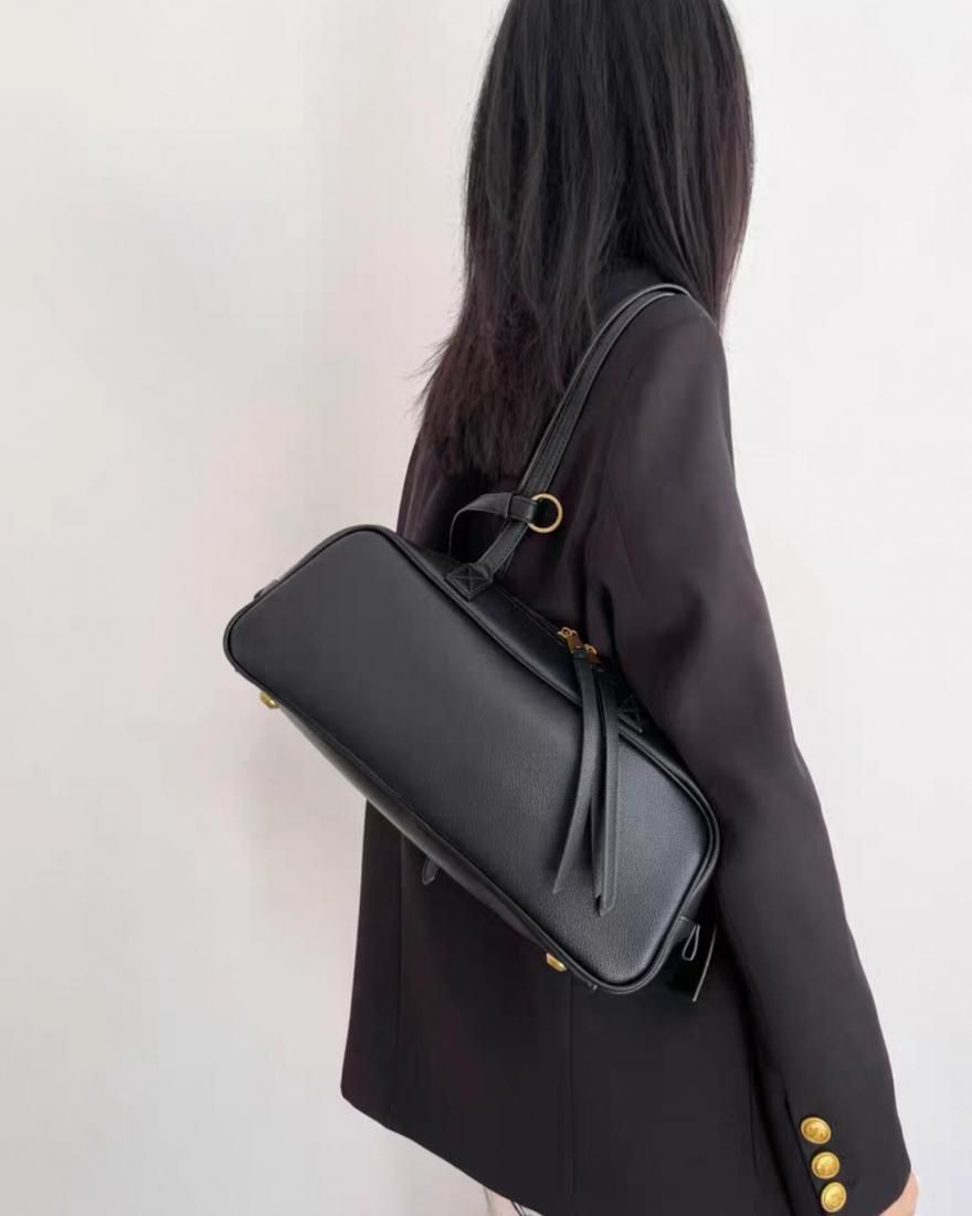 Light Boston Bag