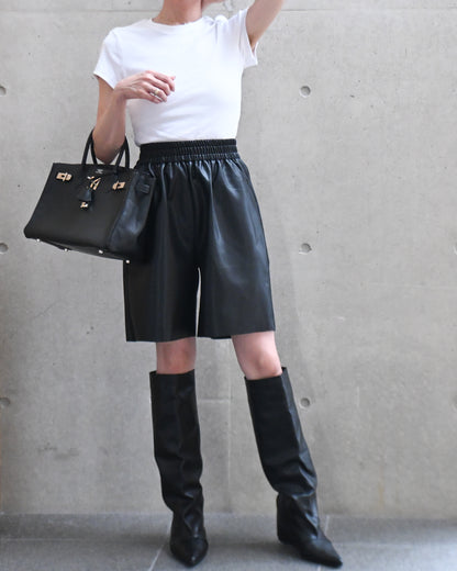 162cm / PU LEATHER BLACK着用