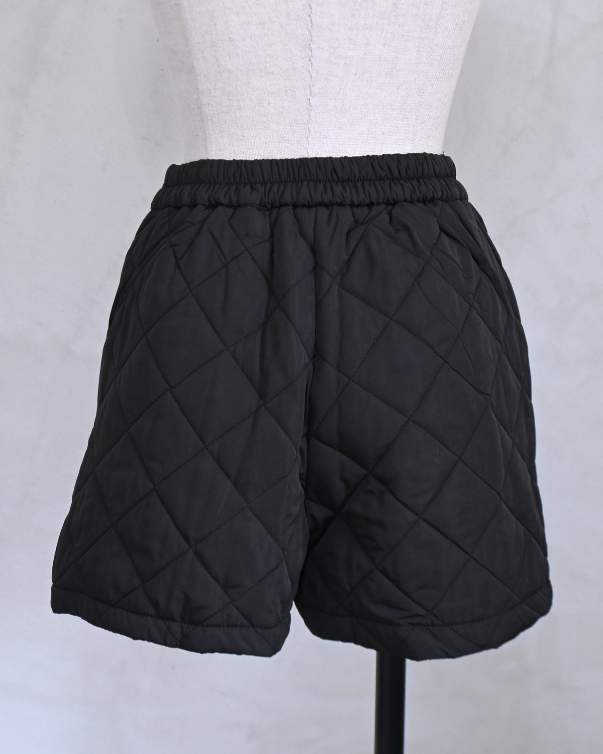 Quilted Wrap Short Pants