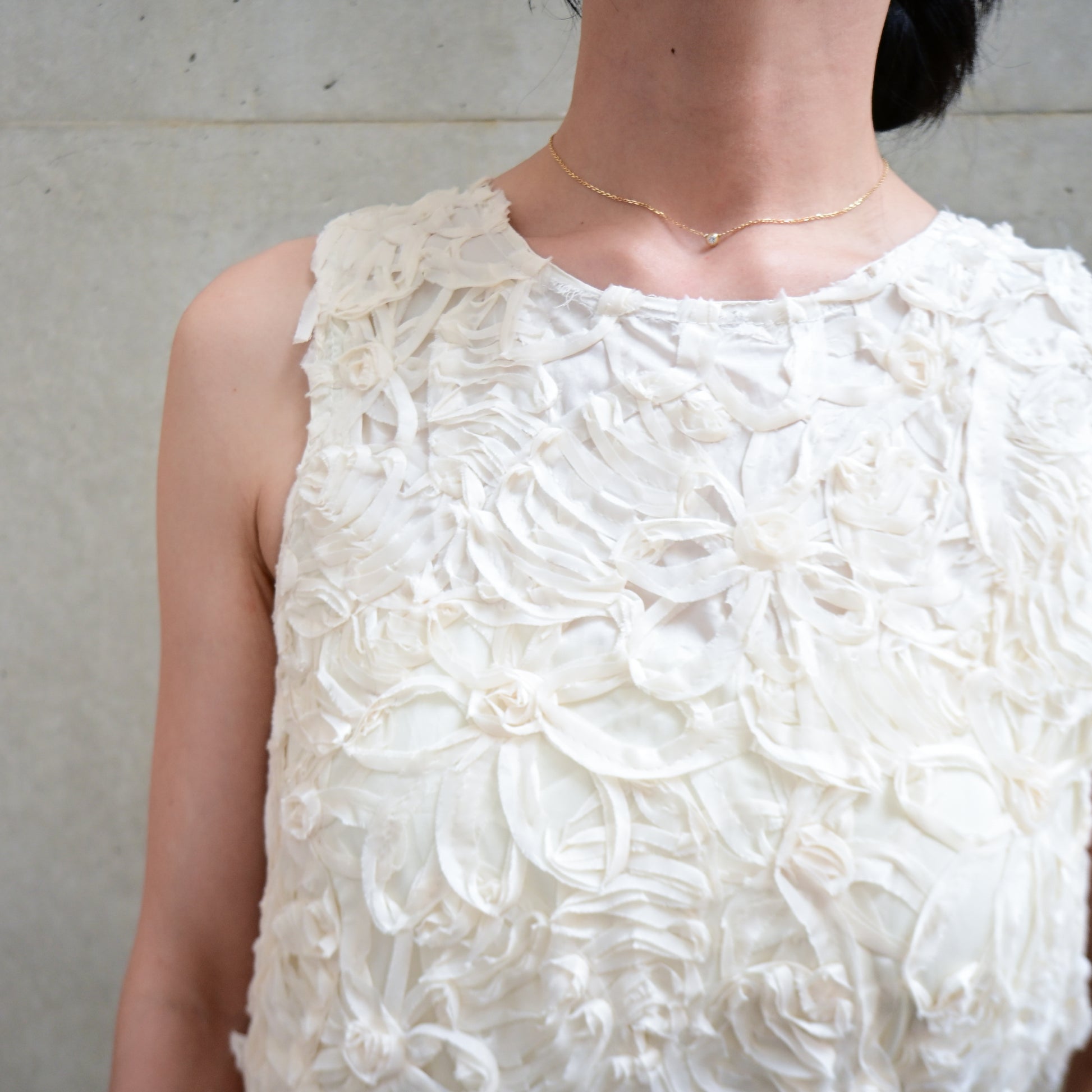 細部までこだわった立体フラワーレース