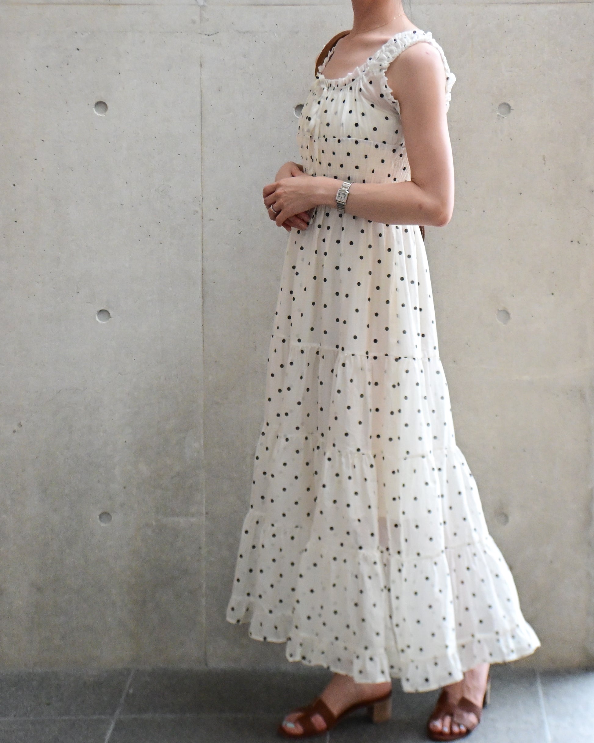 162cm 49kg / Msize着用