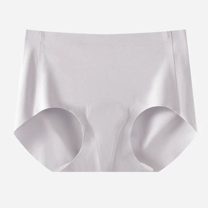 Seamless training shorts