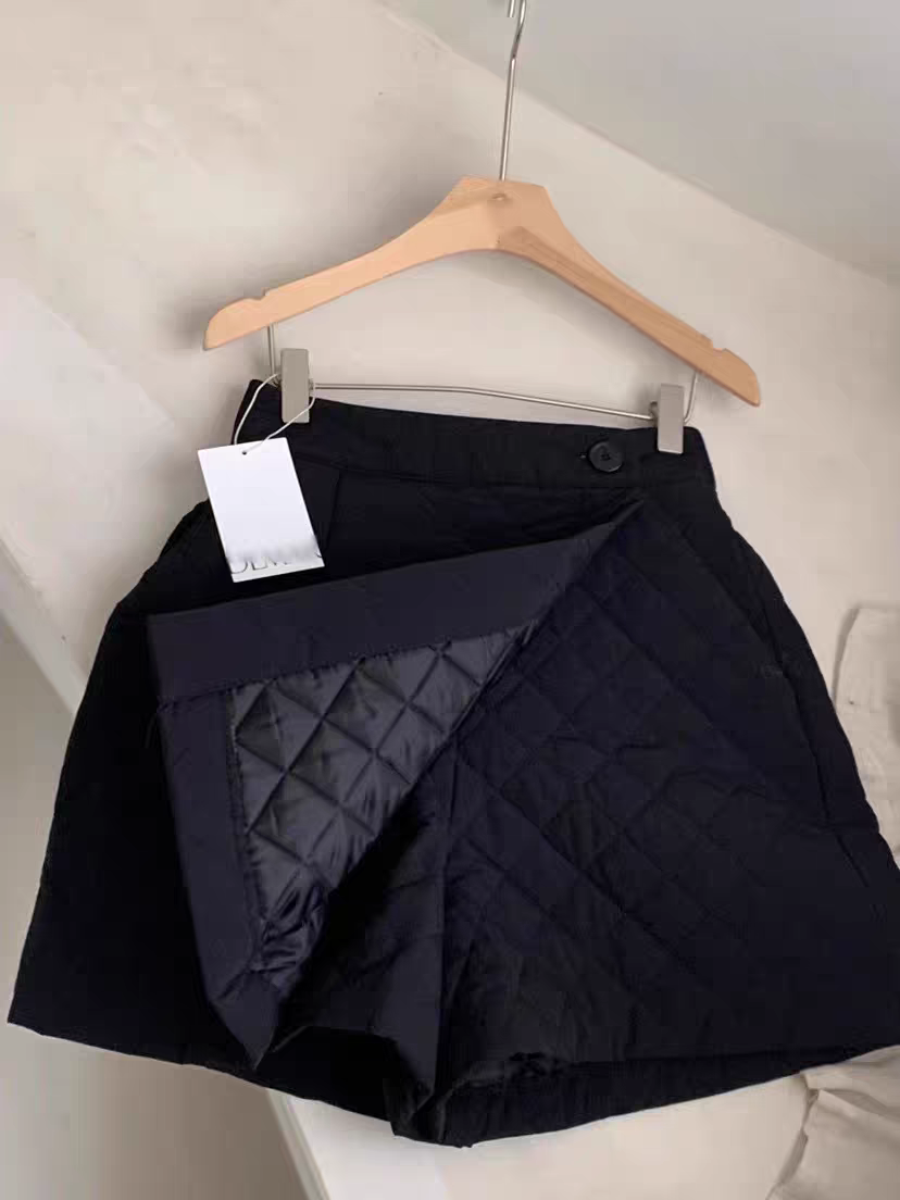 Quilted Wrap Short Pants